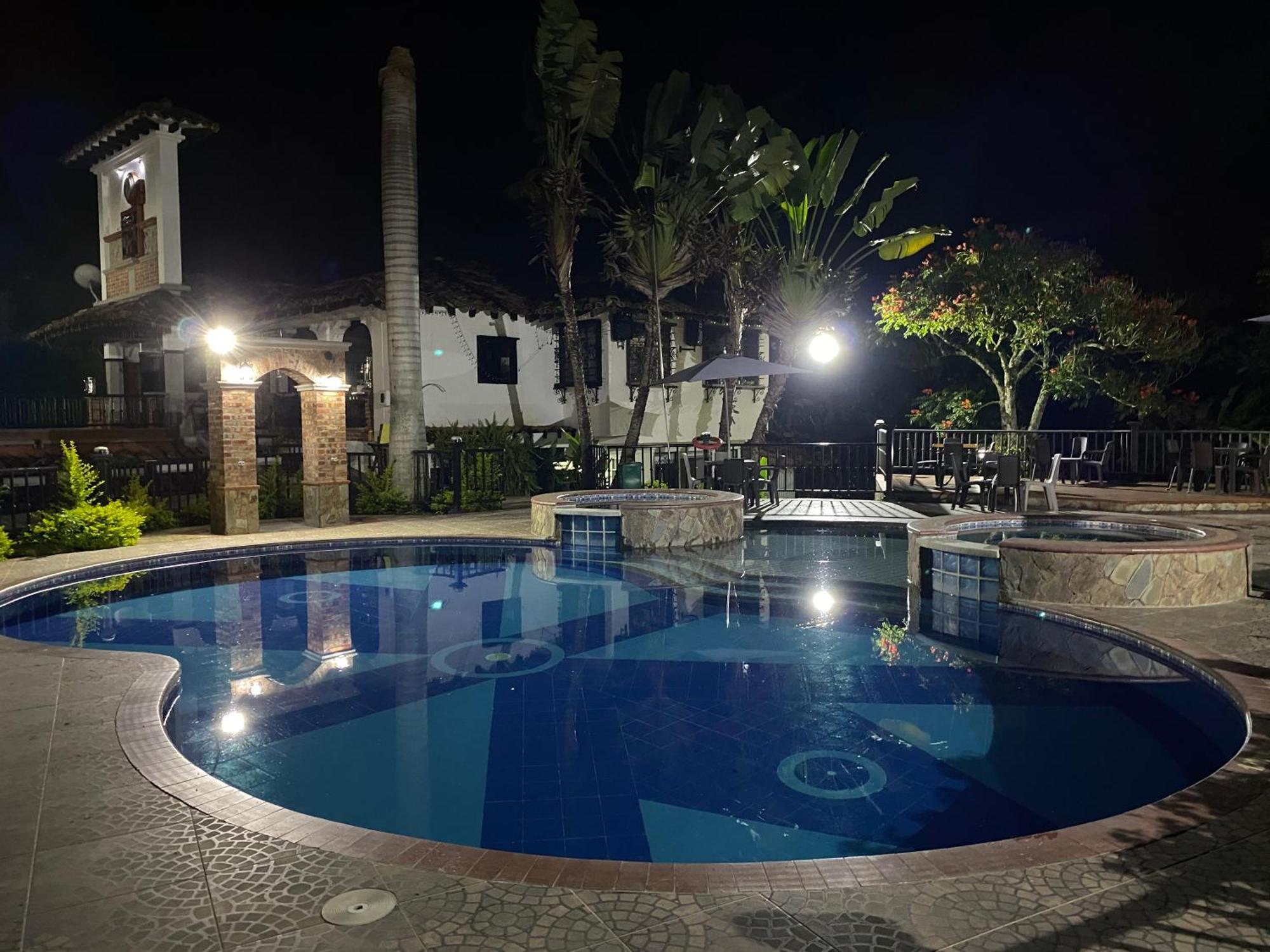 Finca Hotel La Esperanza モンテネグロ エクステリア 写真