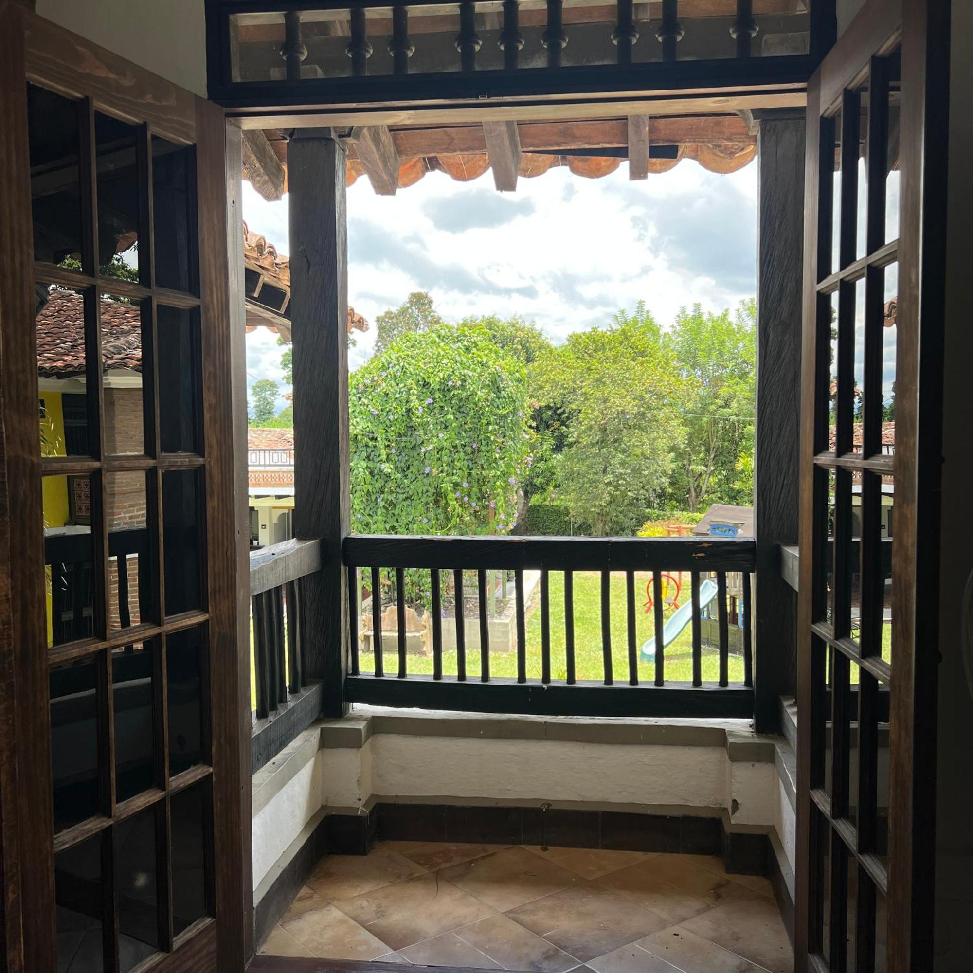 Finca Hotel La Esperanza モンテネグロ エクステリア 写真